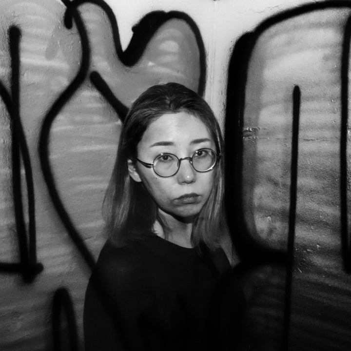 「煌びやかな金箔は永遠の美、変化する銀箔は無常への優しさ」――鎹さやかインタビュー