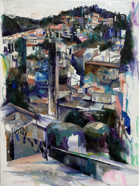 向こうの丘を眺める景色